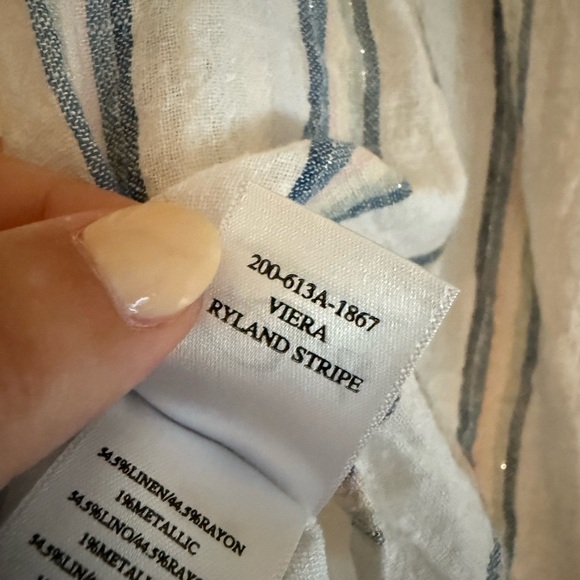 Rails Viera Top- Ryland Striped V-Neck Top with Silver Accents-worn very light! - Picture 11 of 11